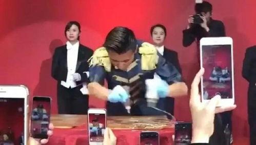 快樂吃瓜娛樂新聞最新消息,快樂吃瓜，明星隱私再掀波瀾！