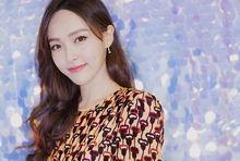 愛豆吃瓜娛樂醬周深,從音樂才子到吃瓜達(dá)人，揭秘愛豆背后的趣味生活