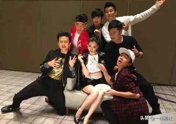 最近娛樂圈吃瓜爆料,明星戀情、丑聞大揭秘！
